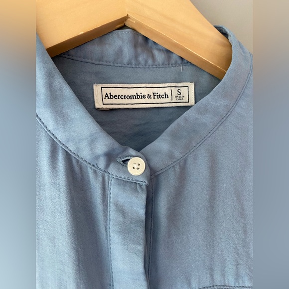 NEW Abercrombie & Fitch blouse balloon sleeves small oversized button down shirt - Picture 3 of 6